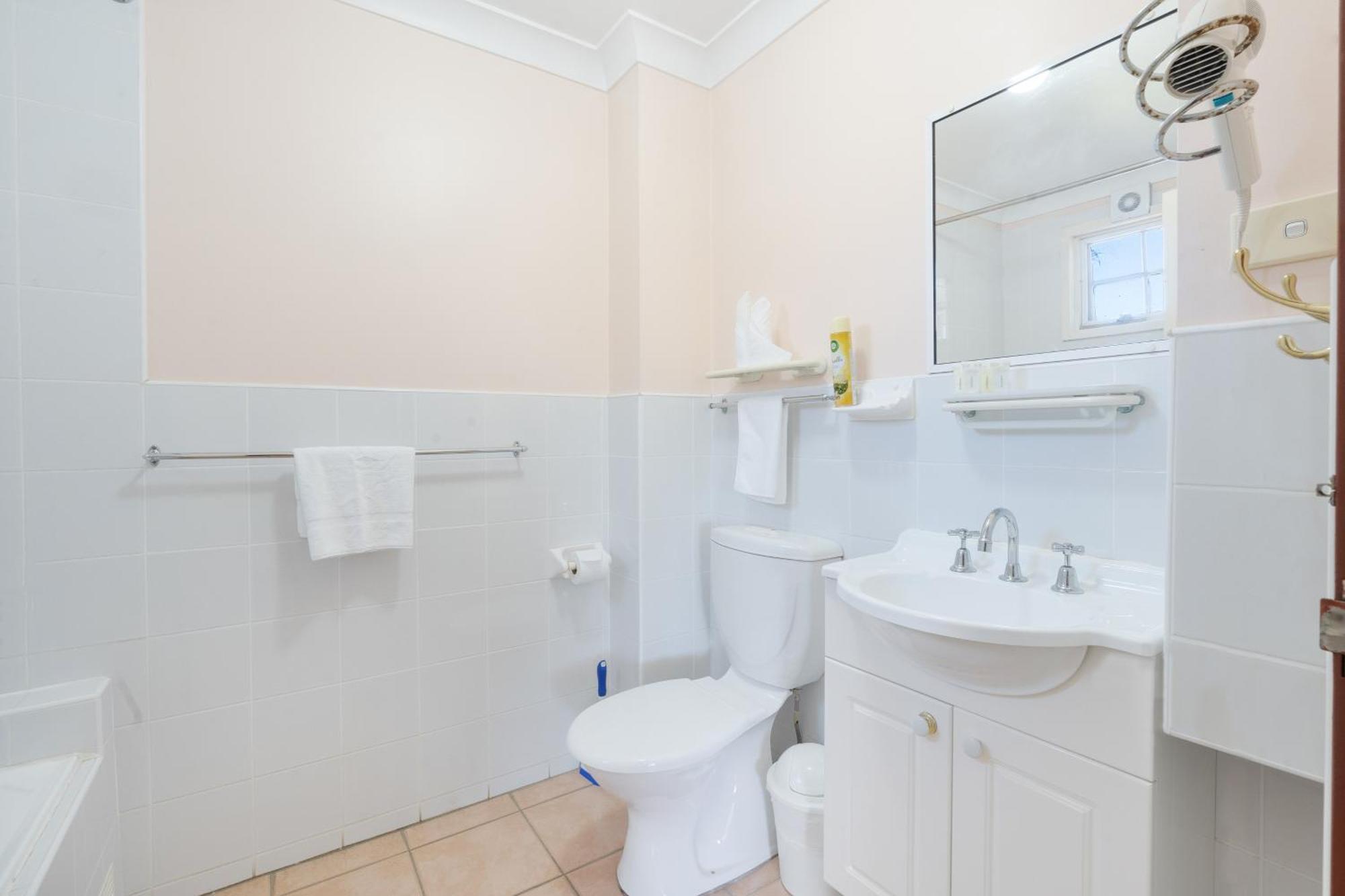 Surestay Hotel By Best Western, New Inn リッチモンド エクステリア 写真