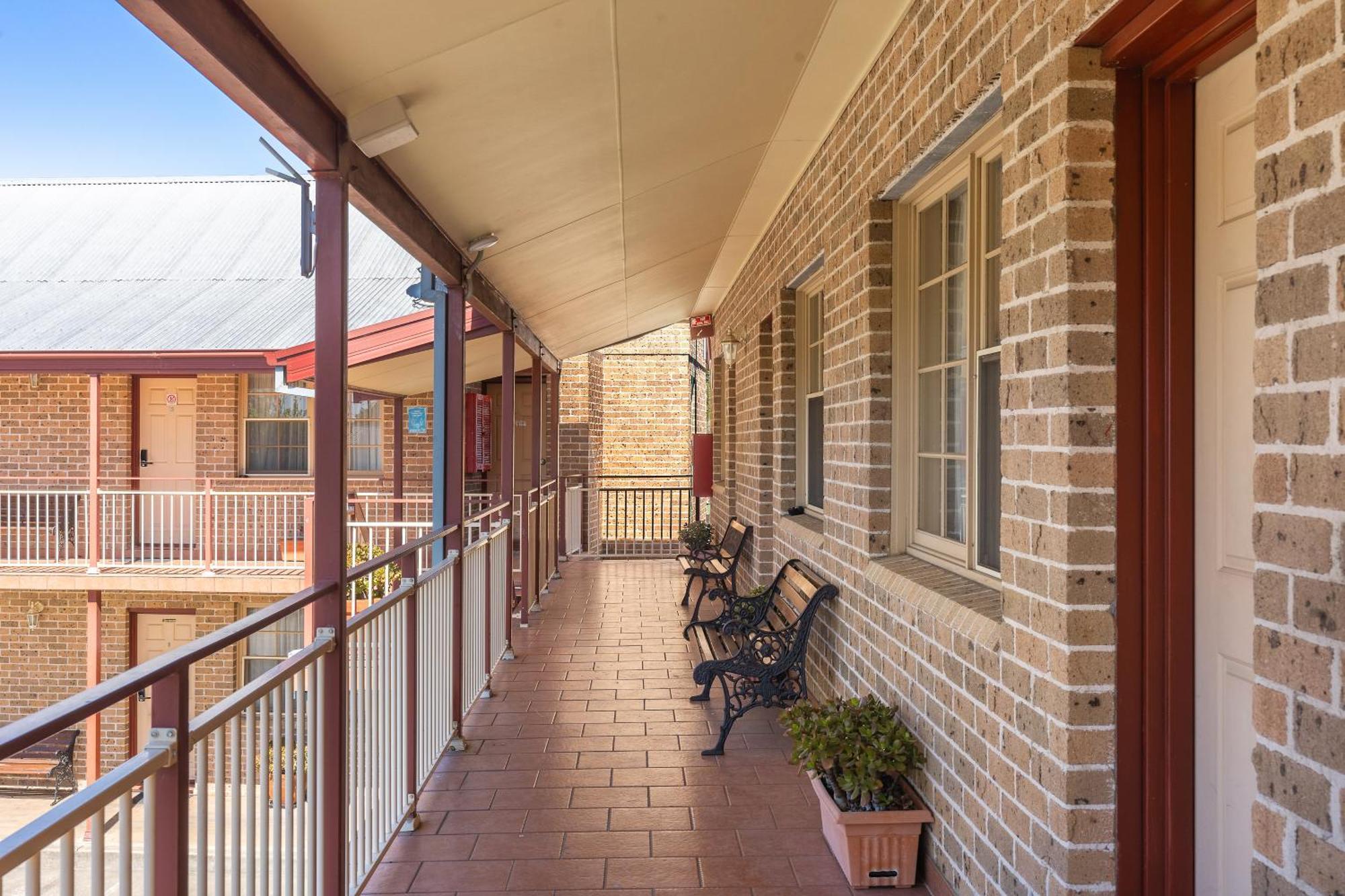 Surestay Hotel By Best Western, New Inn リッチモンド エクステリア 写真