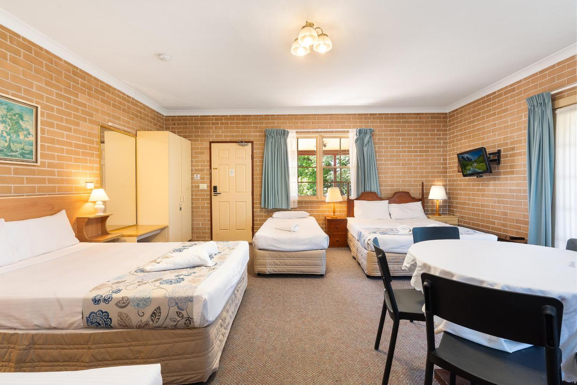 Surestay Hotel By Best Western, New Inn リッチモンド エクステリア 写真
